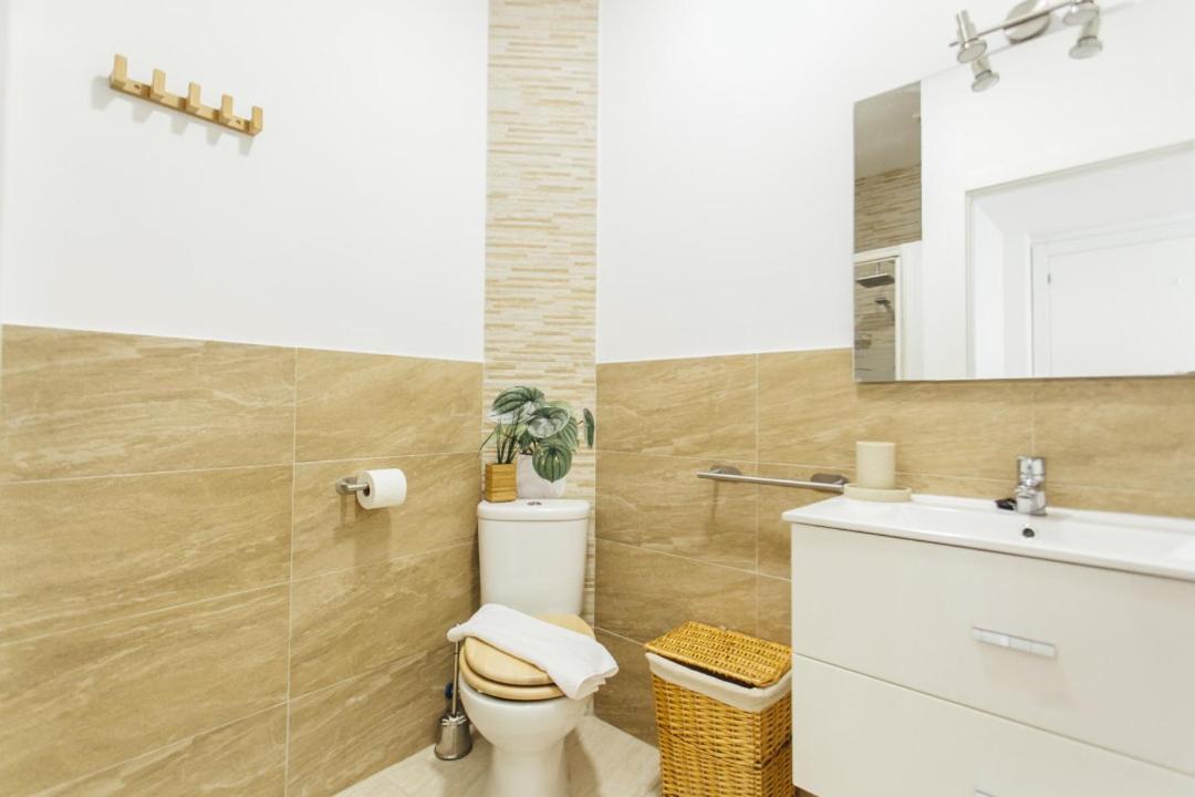 Bright And Comfortable- 2D 2B- Conde De Torrejon Sevilla Eksteriør bilde